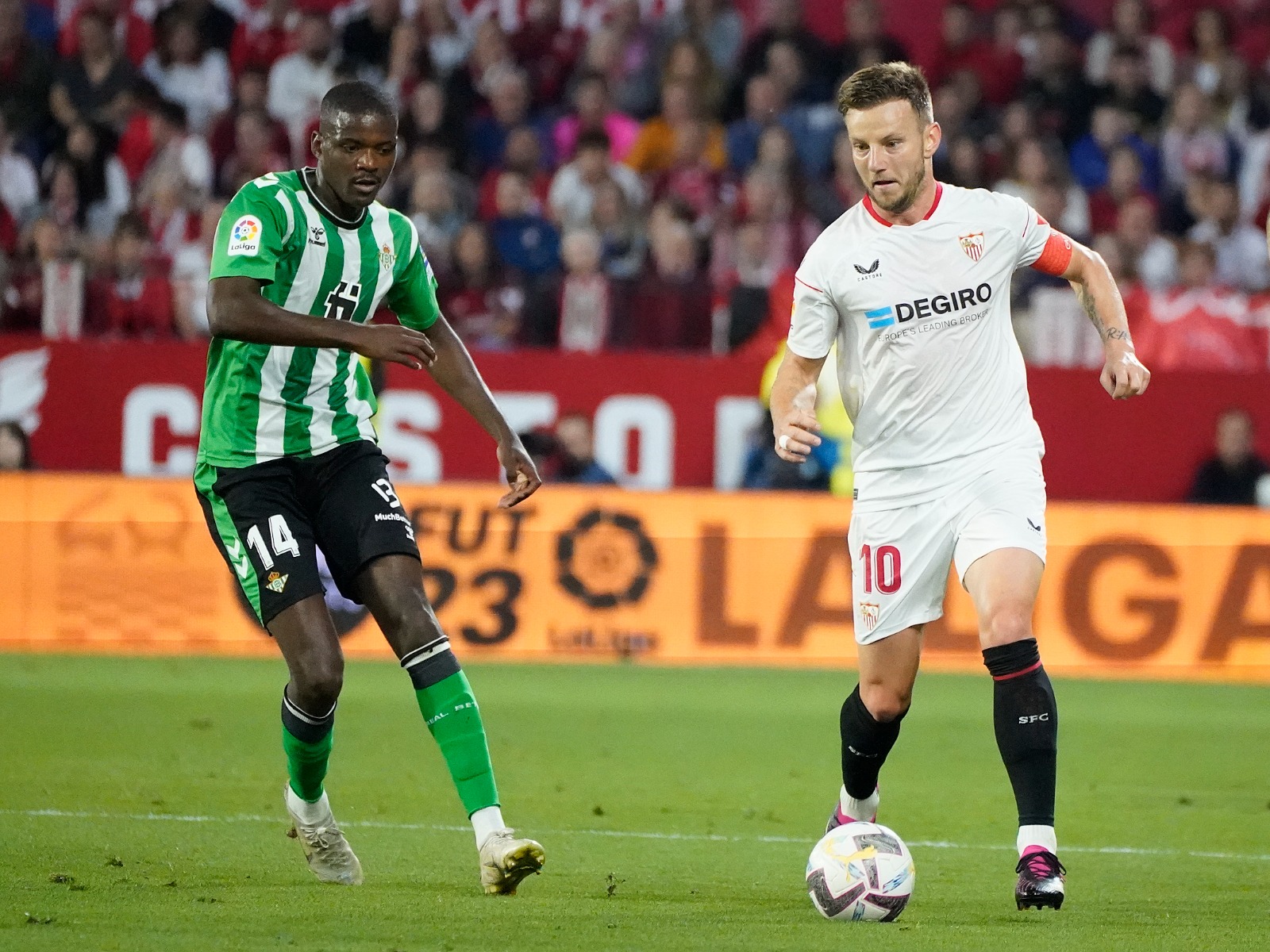 Sevilla vs Real Betis (00:30 &#8211; 13/11) | Xem lại trận đấu
