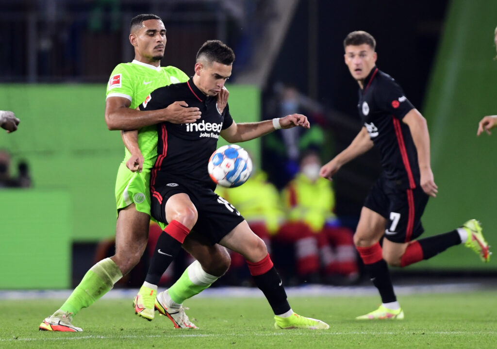 Nhận định soi kèo Eintracht Frankfurt vs Wolfsburg lúc 21h30 ngày 2/2/2025 nhan-dinh-soi-keo-eintracht-frankfurt-vs-wolfsburg-luc-21h30-ngay-2-2-2025-1