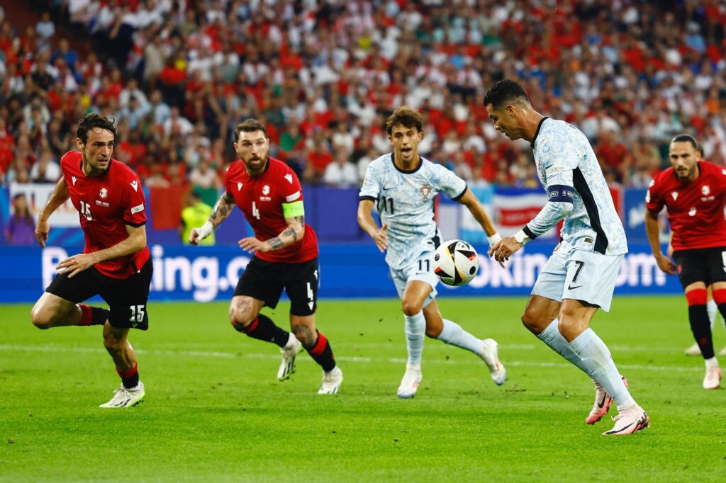 nhan-dinh-soi-keo-dan-mach-vs-bo-dao-nha-luc-02h45-ngay-21-3-2025-1