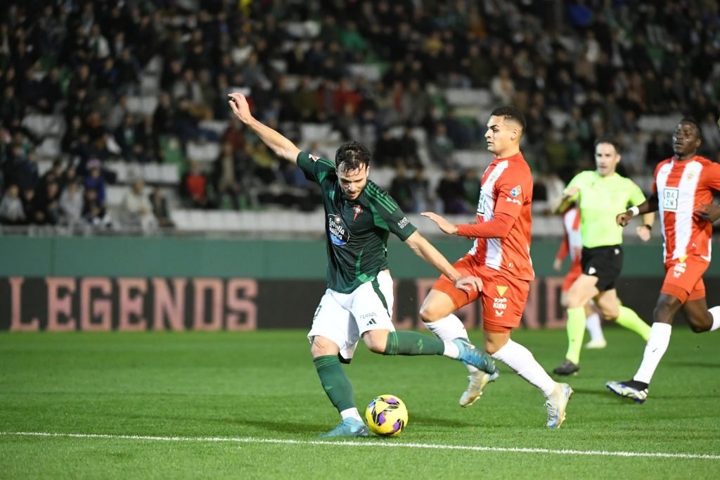 nhan-dinh-soi-keo-almeria-vs-racing-ferrol-luc-01h30-ngay-29-4-2025-1