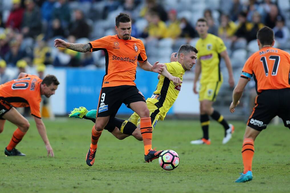 Nhận định soi kèo Central Coast vs Brisbane Roar lúc 16h35 ngày 2/5/2025