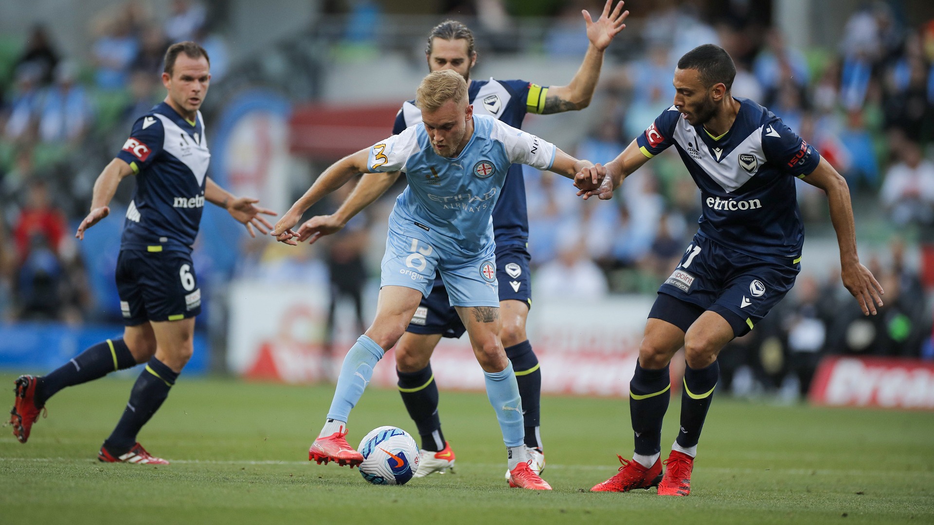 Nhận định soi kèo Melbourne City vs Melbourne Victory lúc 16h40 ngày 31/5/2025