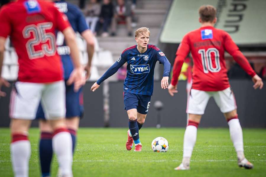 Nhận định soi kèo Vejle vs Lyngby lúc 0h00 ngày 13/5/2025