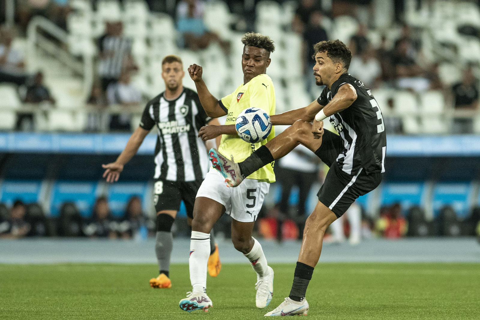 Nhận định soi kèo Botafogo vs Seattle lúc 9h00 ngày 16/6/2025