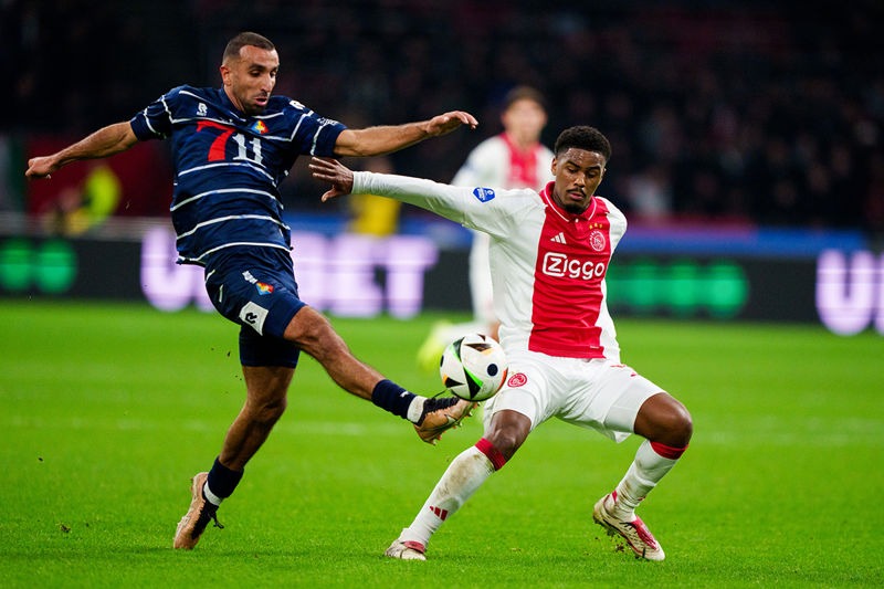 nhan-dinh-soi-keo-ajax-vs-telstar-luc-19h30-ngay-10-8-2025-1