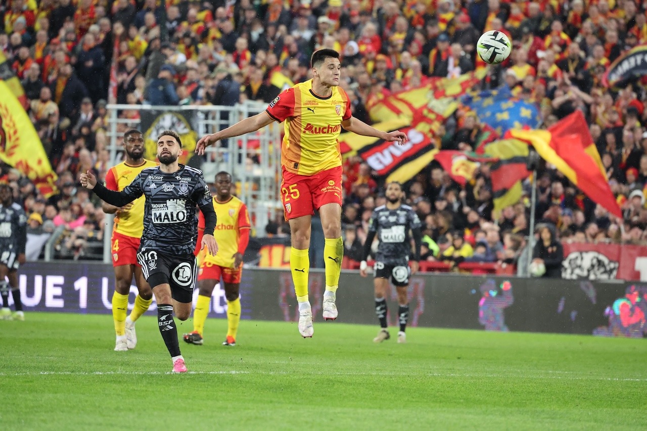 Nhận định soi kèo Lens vs Brest lúc 01h45 ngày 30/8/2025